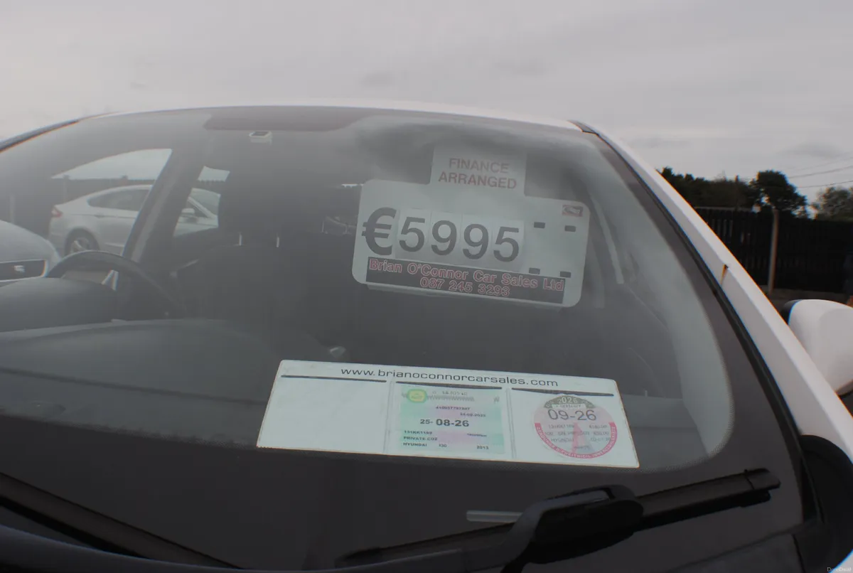 Hyundai i30 2013 1.6 DELUXE 5DR - Image 2