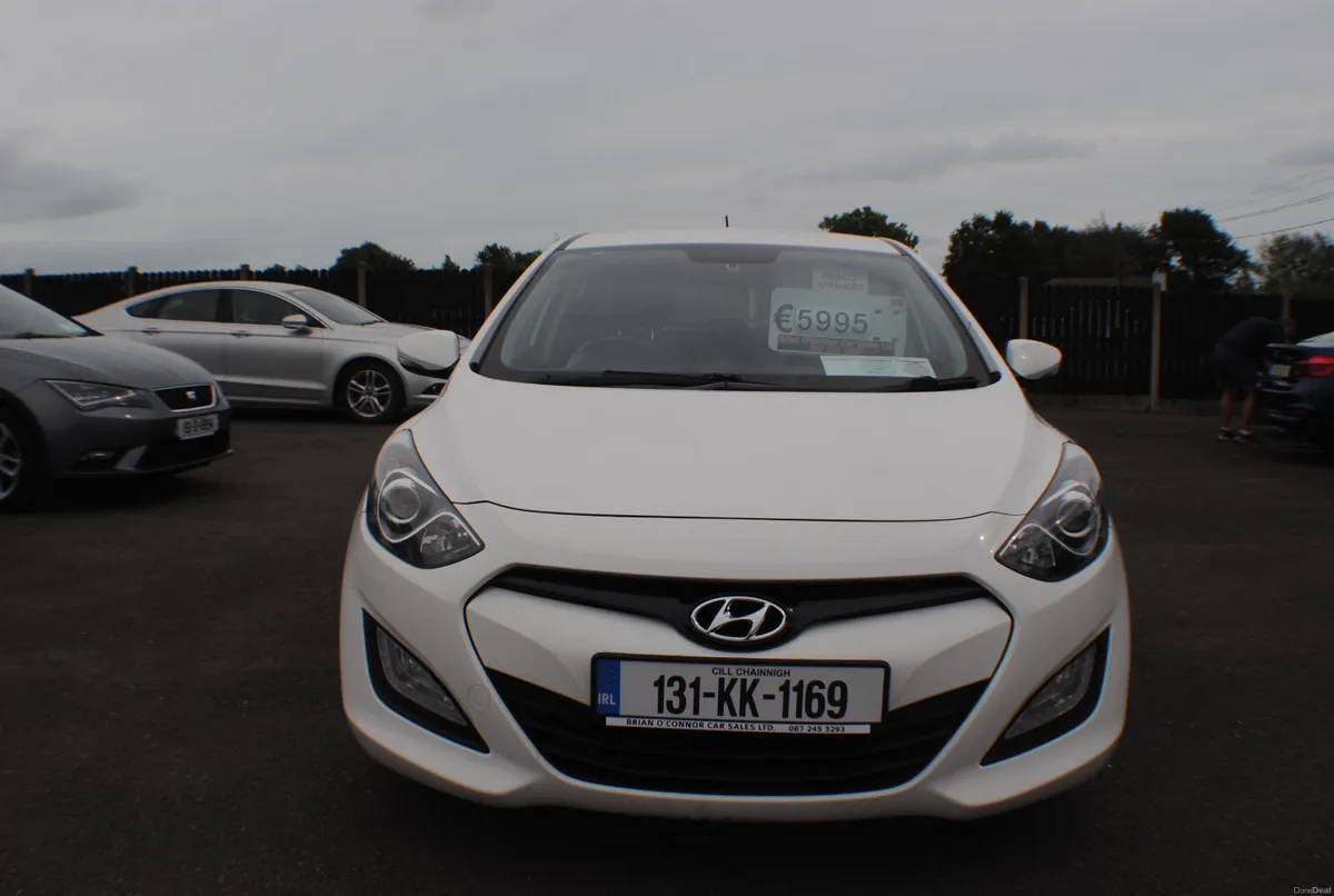 Hyundai i30 2013 1.6 DELUXE 5DR - Image 1