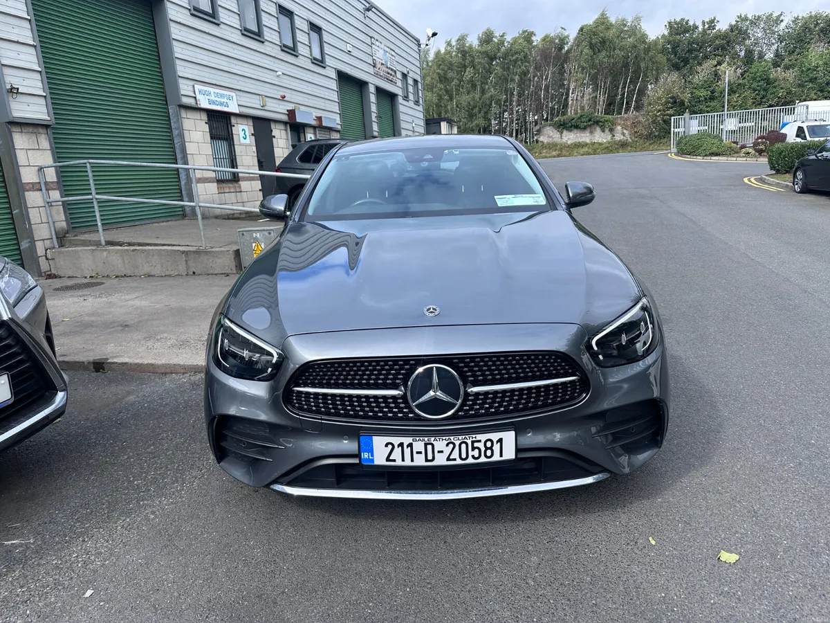 Mercedes-Benz E-Class 2021 - Image 3