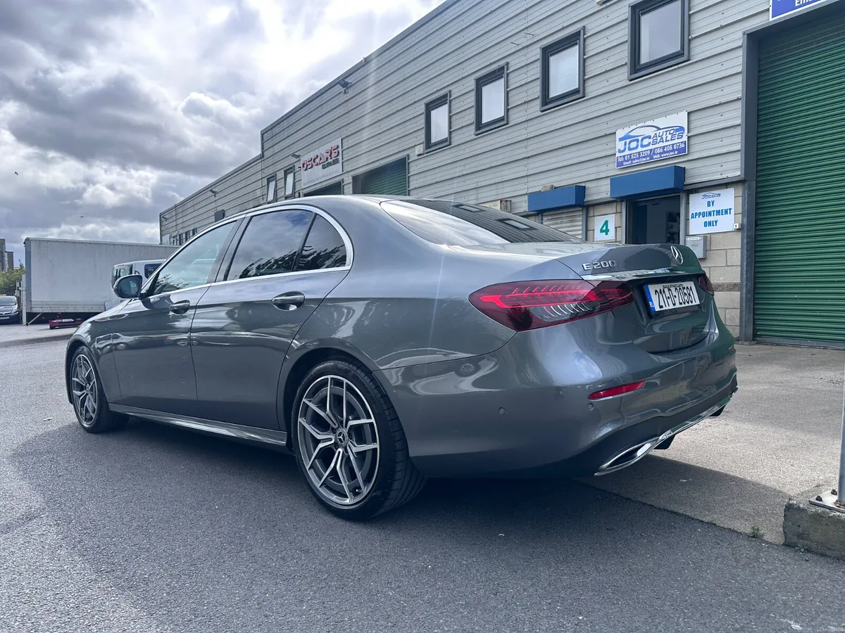 Mercedes-Benz E-Class 2021 - Image 6