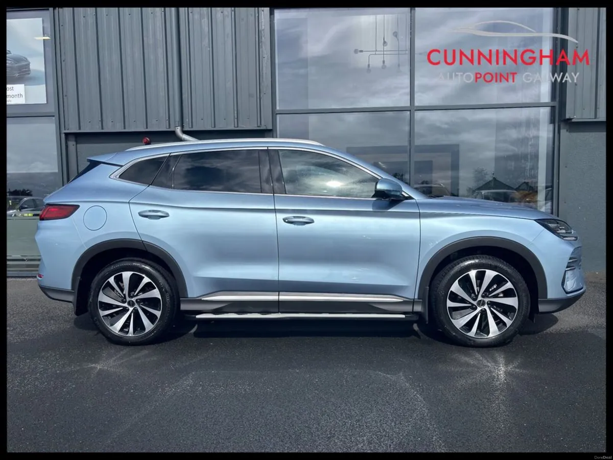 BYD SEAL U DM-i Comfort 26.6kWh **125km EV Range** - Image 3