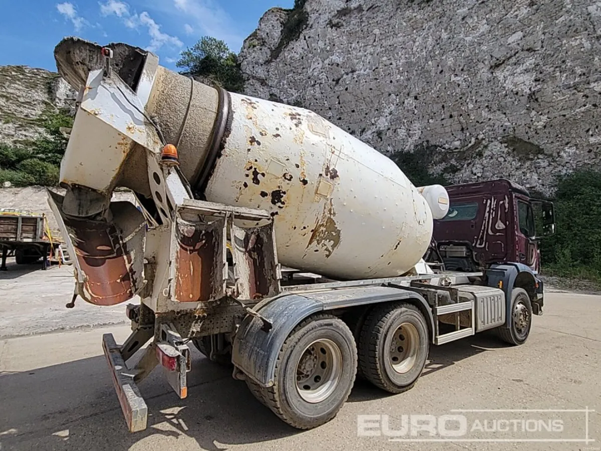 2017 Mercedes Arocs 2630 - Image 4
