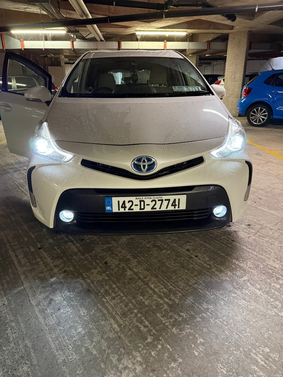 2014 (November)Toyota Prius Plus Alpha 7 seater - Image 3