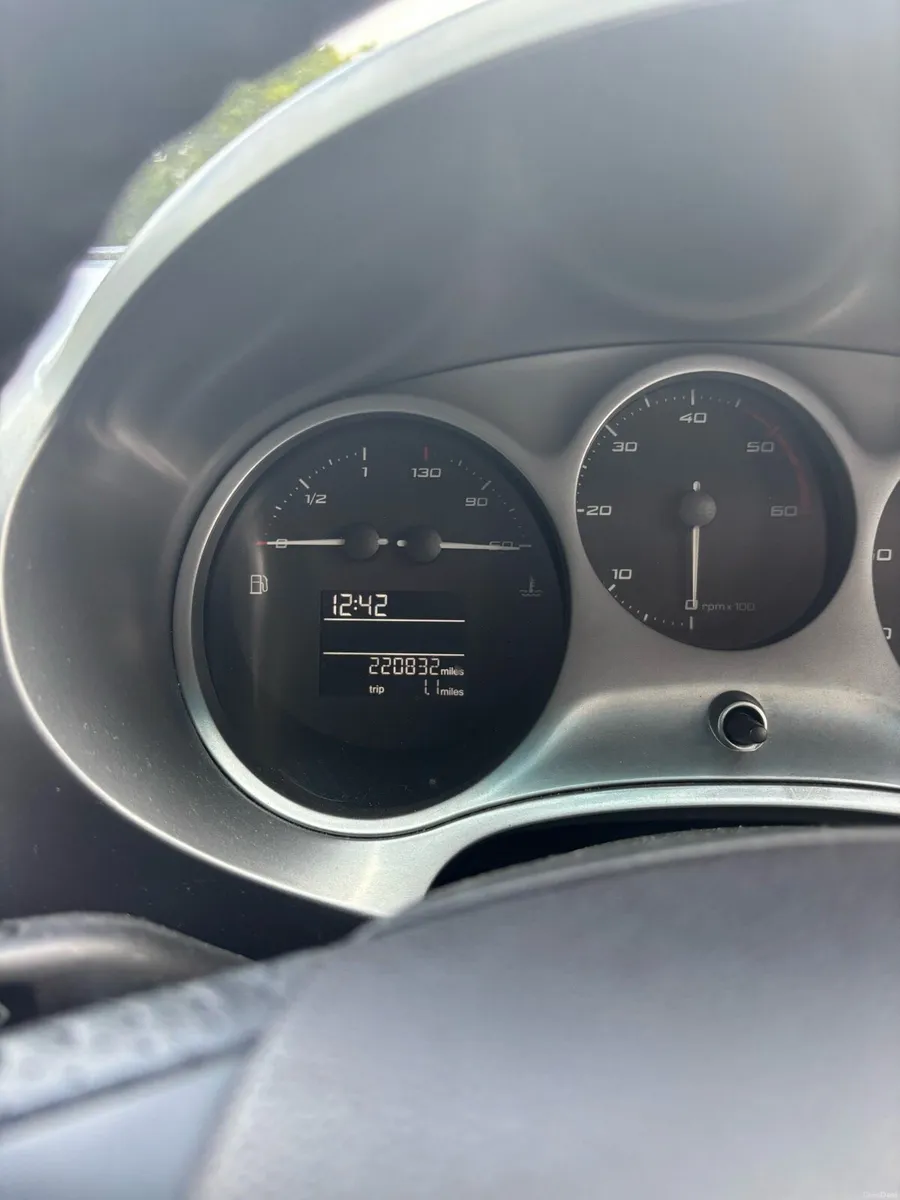 2011 Seat Leon 1.6 Diesel TDI - Image 5