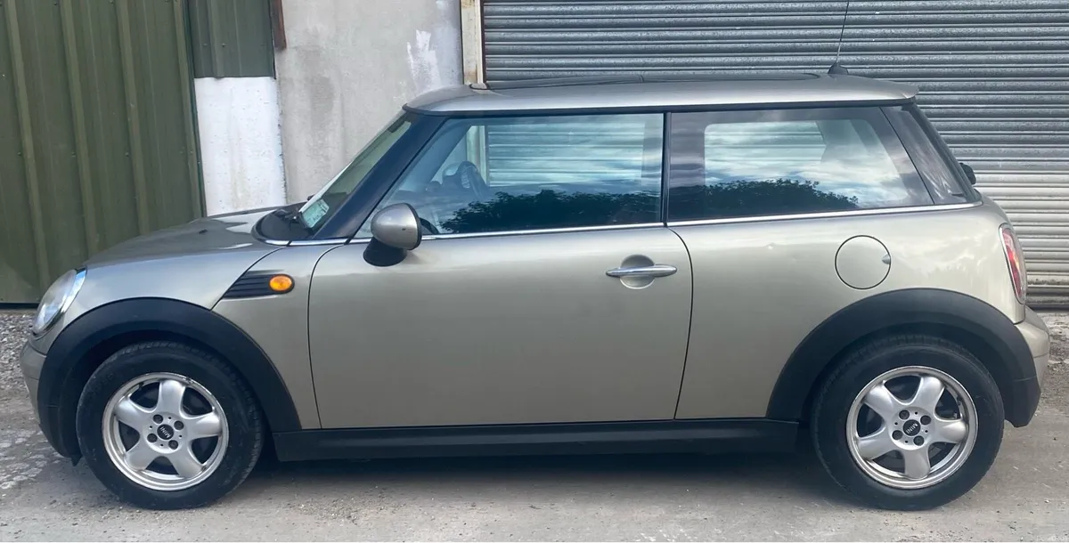 07 Mini Cooper - Image 2