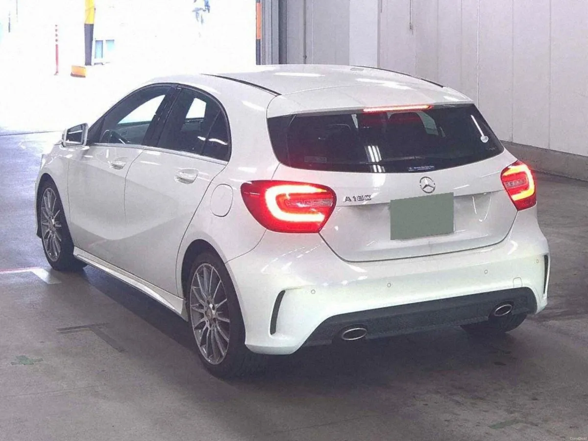 MERCEDES BENZ A180 AMG LINE AUTO 2013 - Image 3