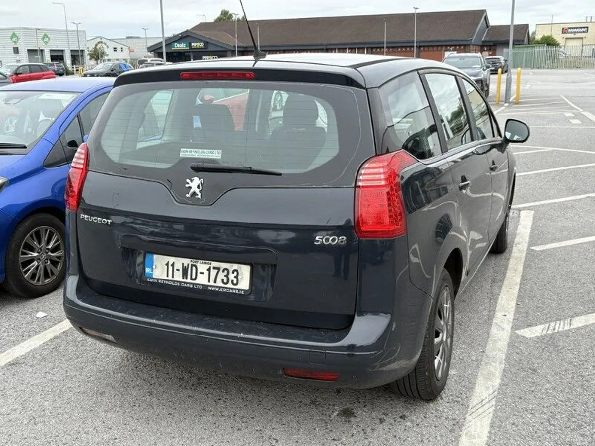 2011 Peugeot 5008 - Image 4