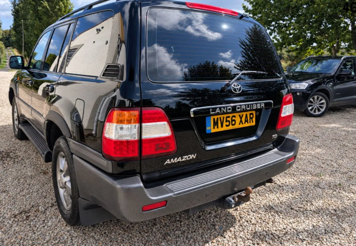 Toyota Land Cruiser Amazon VX 2006 4.2TD - Image 3