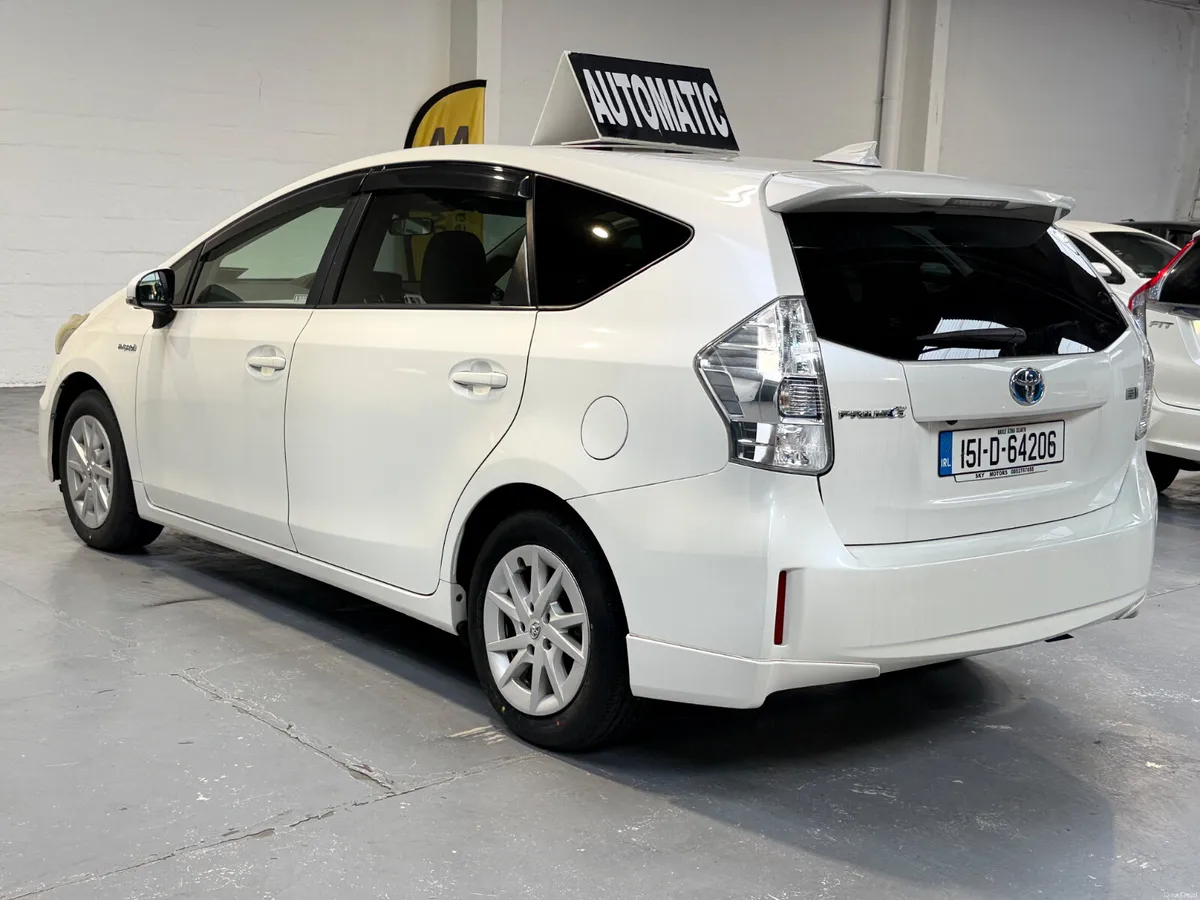 2015 Toyota Prius +/Alpha 1.8 Hybrid Auto,7 Seats - Image 5