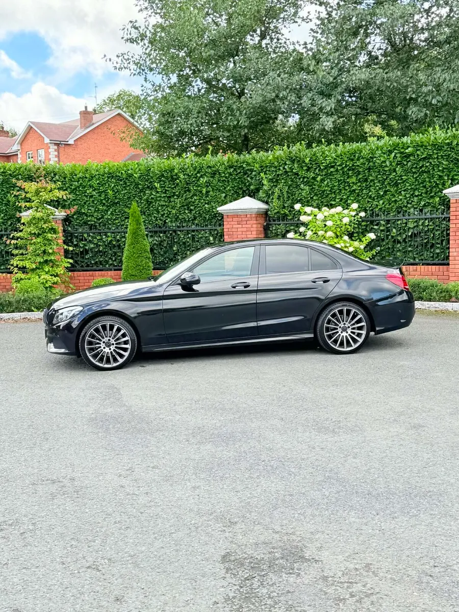 C220 auto amg - Image 2