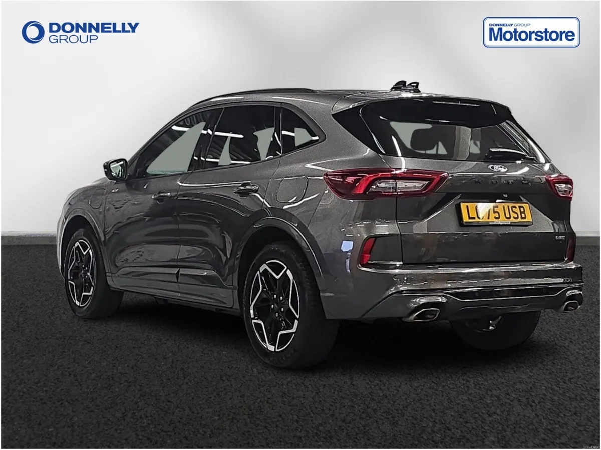 Ford Kuga Estate ST-Line X - Image 2
