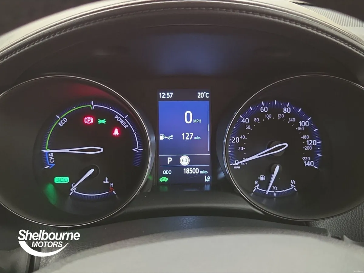 Toyota C-HR 1.8 Hybrid Design 5dr CVT - Image 6