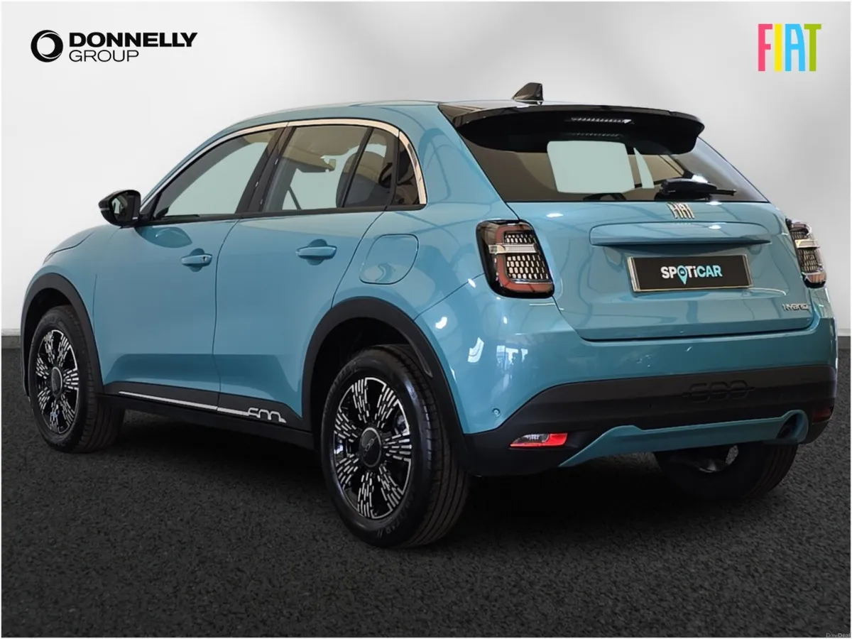 Fiat 600 1.2 Hybrid 48V 5dr eDCT-6 - Image 2