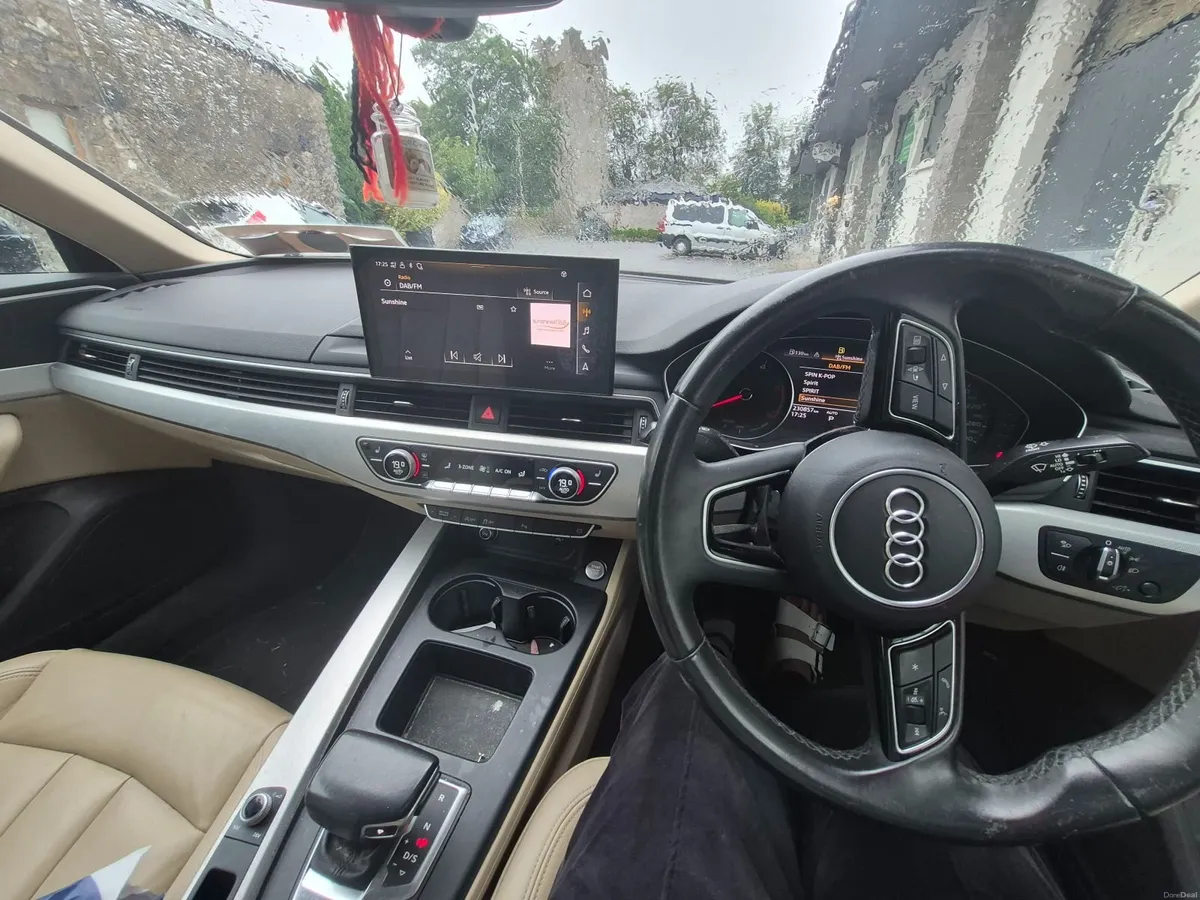Audi A4 2021 - Image 6