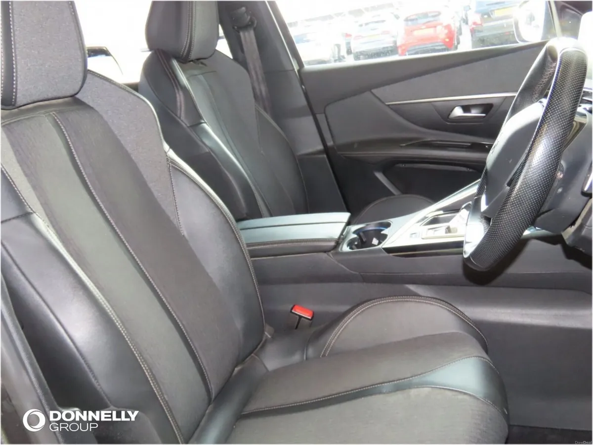 Peugeot 3008 1.2 PureTech GT Line Premium 5dr EAT8 - Image 3