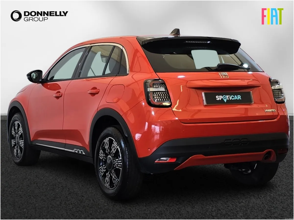 Fiat 600 1.2 Hybrid 48V 5dr eDCT-6 - Image 2