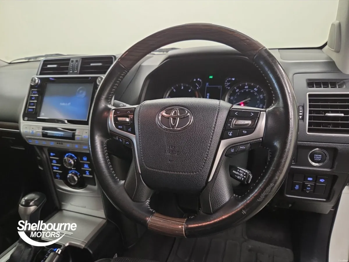 Toyota Land Cruiser 2.8 D-4D Invincible 5dr Auto 7 - Image 4