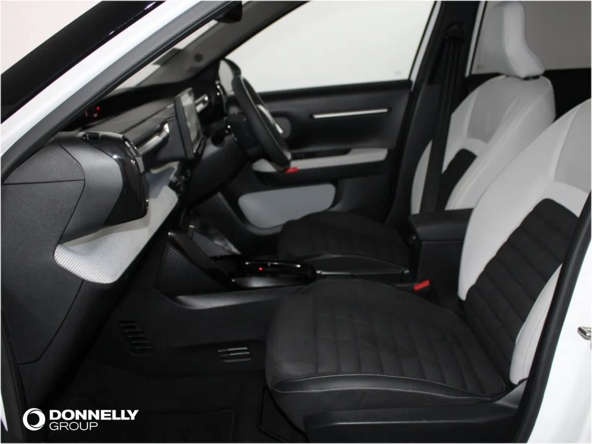 Citroen C3 Aircross 1.2 Hybrid [136] Max 5dr e-DCS - Image 5