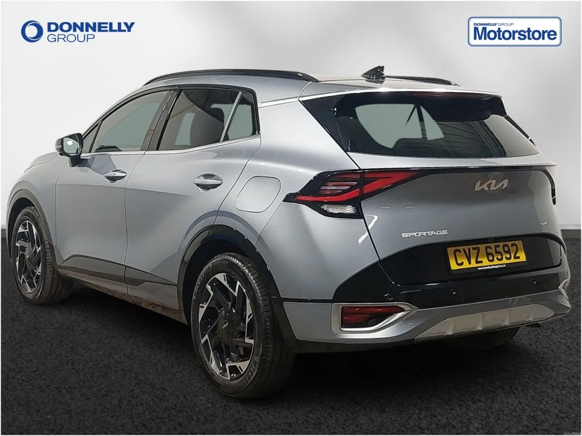 Kia Sportage 1.6T GDi 241 PHEV GT-Line S 5dr Auto - Image 2