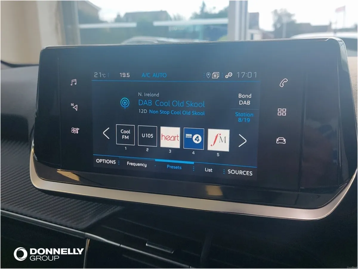 Peugeot 2008 1.2 PureTech Allure Premium+ 5dr - Image 5