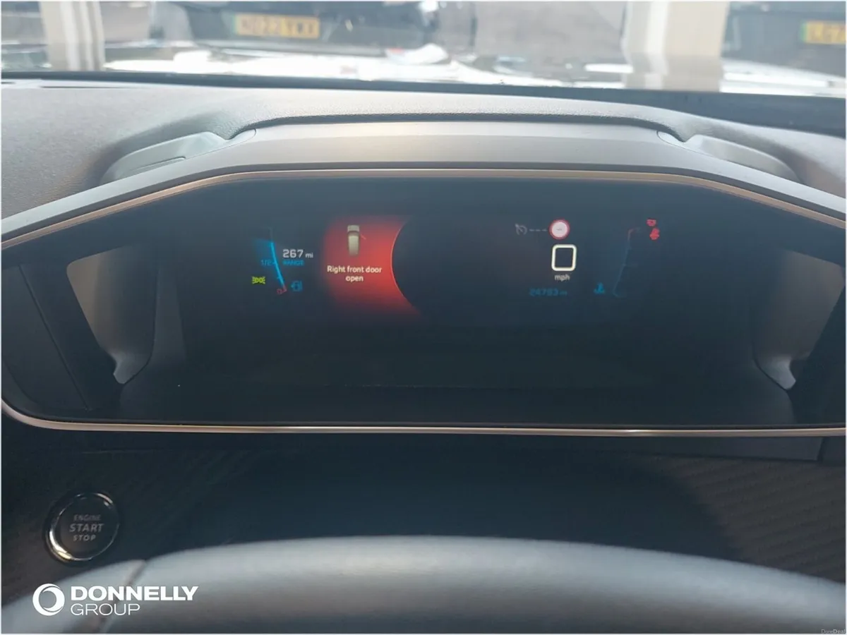 Peugeot 2008 1.2 PureTech Allure Premium+ 5dr - Image 6