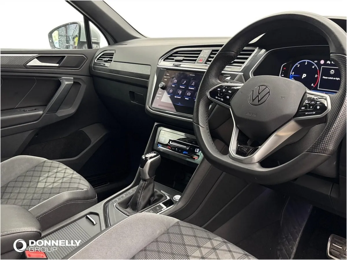 Volkswagen Tiguan 2.0 TDI R-Line Edition 5dr DSG - Image 6