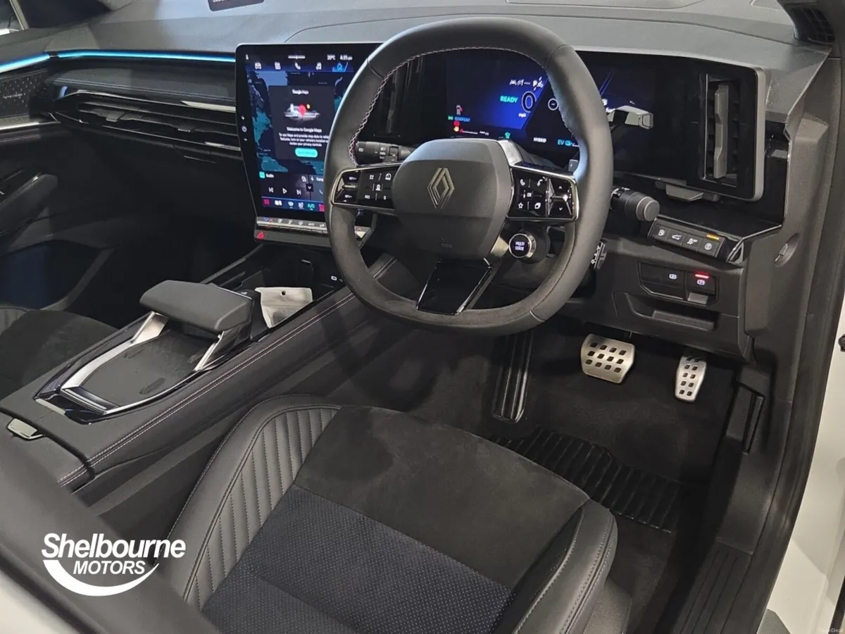 Renault Rafale E-Tech PHEV Atelier Alpine AWD 5dr - Image 4