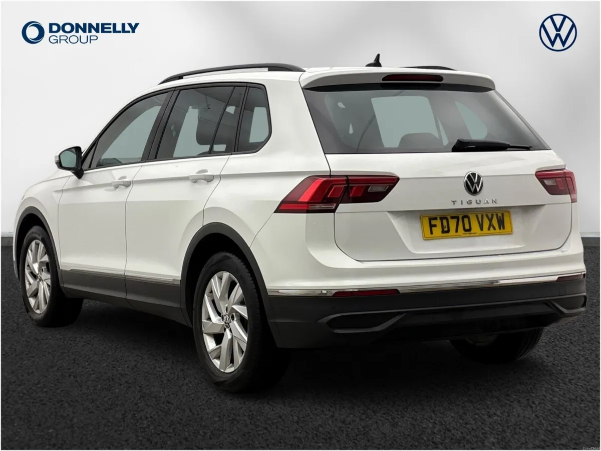 Volkswagen Tiguan 1.5 TSI Life 5dr - Image 3