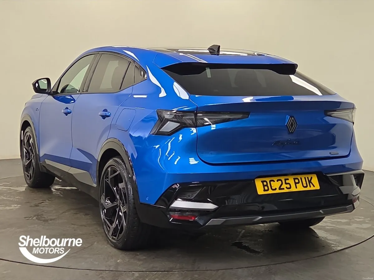 Renault Rafale E-Tech PHEV Atelier Alpine AWD 5dr - Image 2
