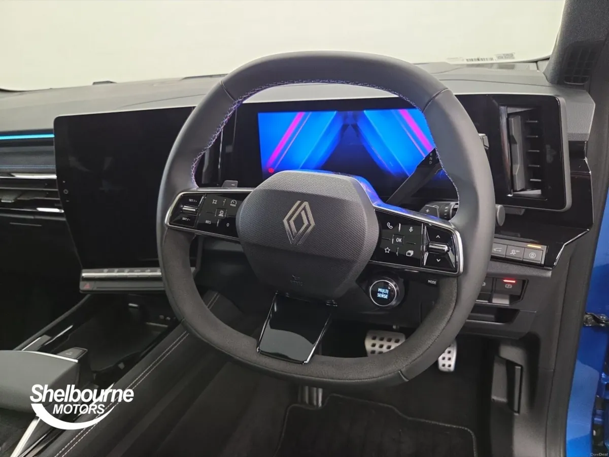 Renault Rafale E-Tech PHEV Atelier Alpine AWD 5dr - Image 4