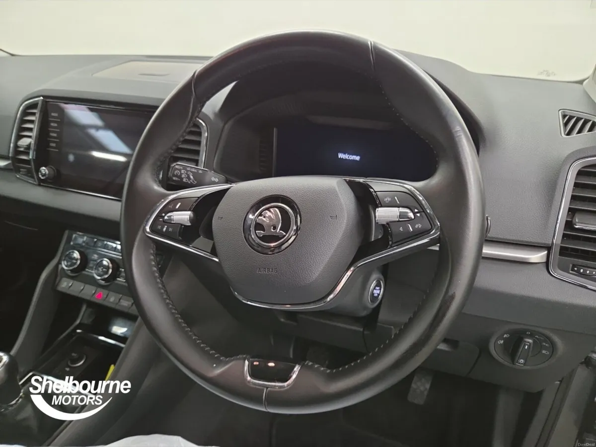 Skoda KAROQ SE DRIVE TSI - Image 4