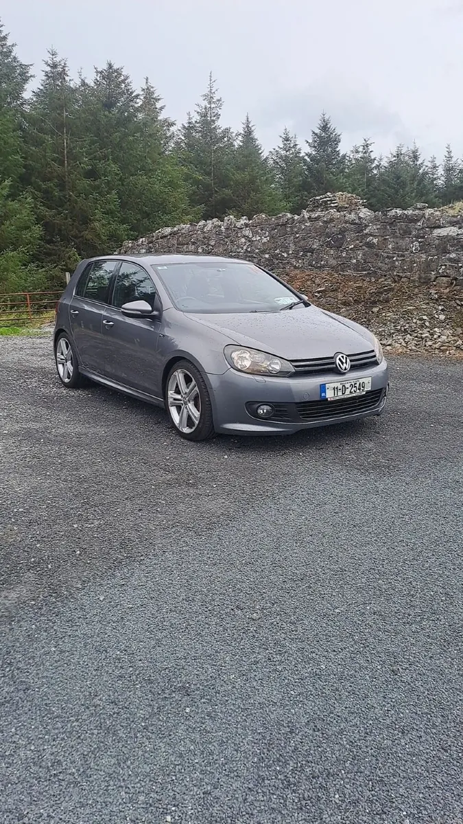 2011 Volkswagen Golf TSI R line 1.2L - Image 4
