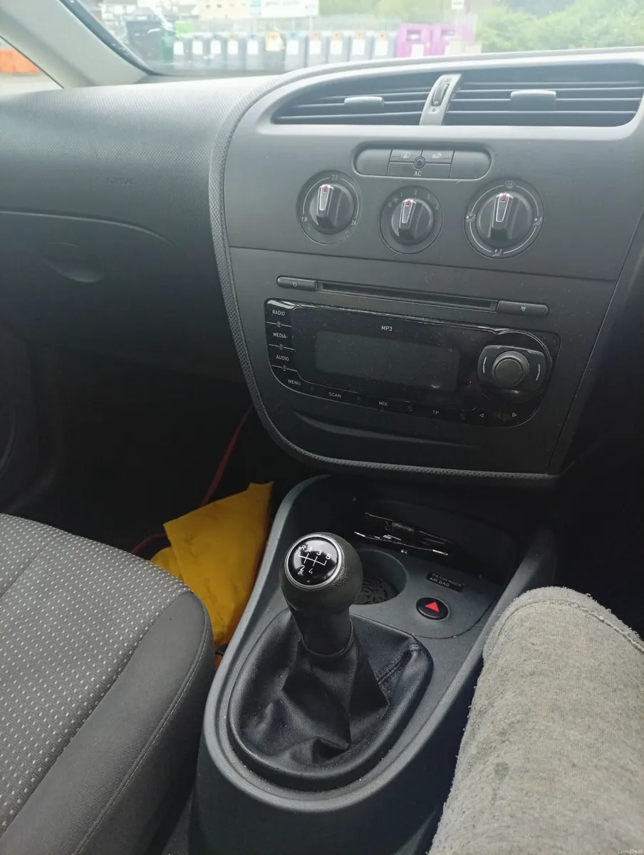 SEAT Leon 2009 - Image 5