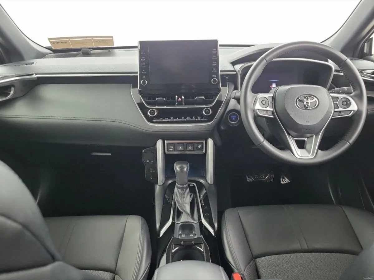 Toyota Corolla Cross Hybrid Top Spec Z Edition - Image 3