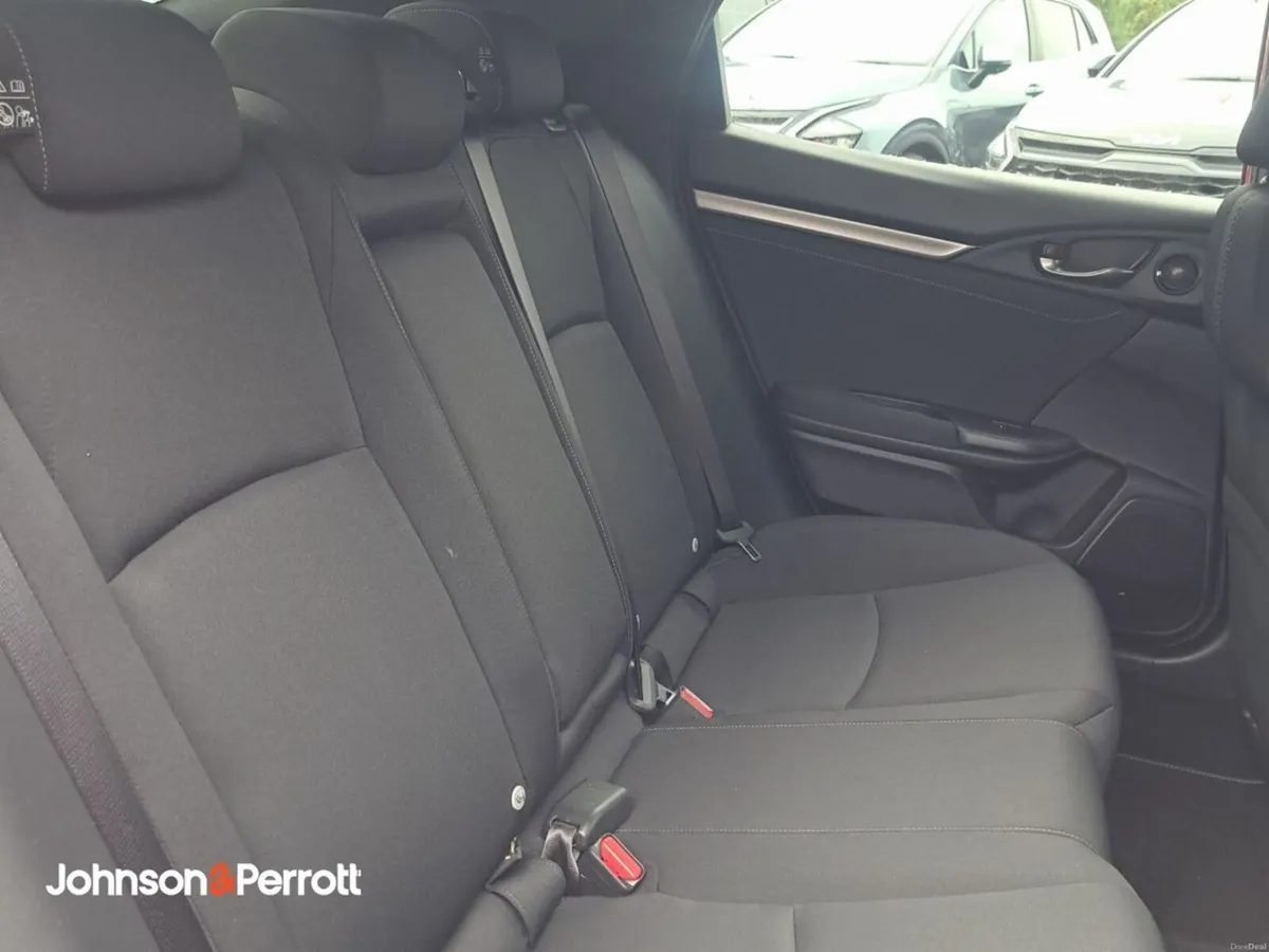 Honda Civic 1.0 VTEC Turbo Smart CVT - Image 4