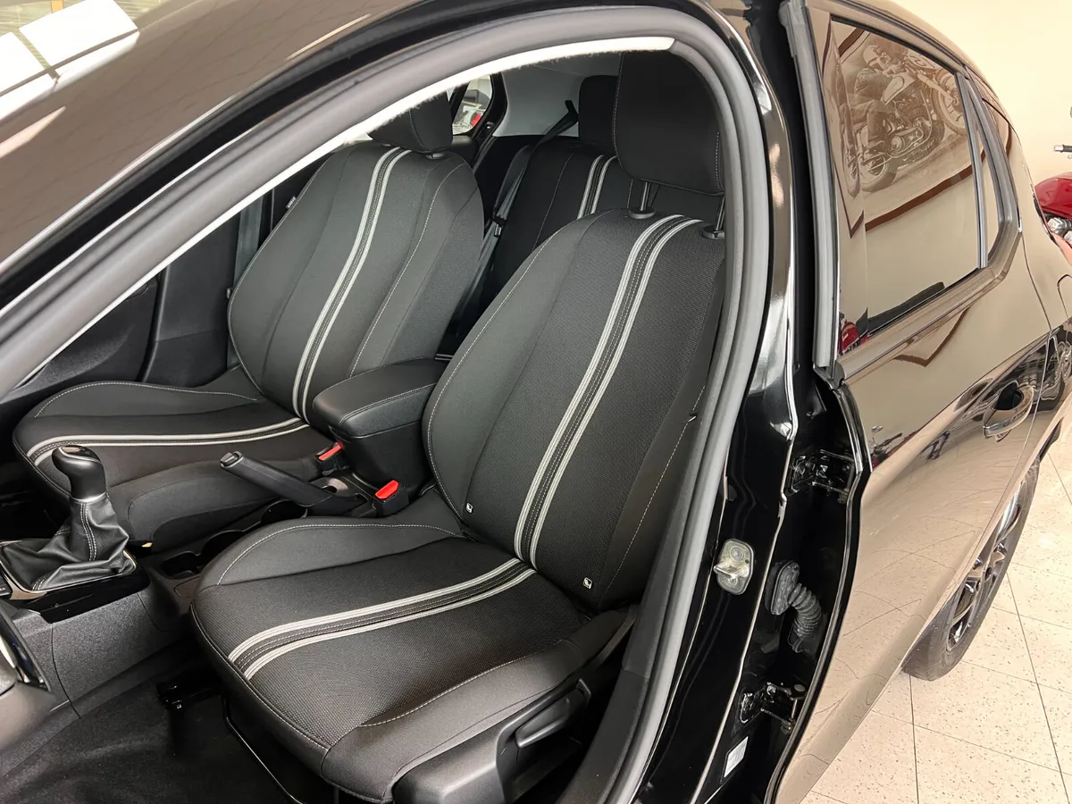 Low Kms High Spec SRI As New Heated Seats Rear Vie - Image 4