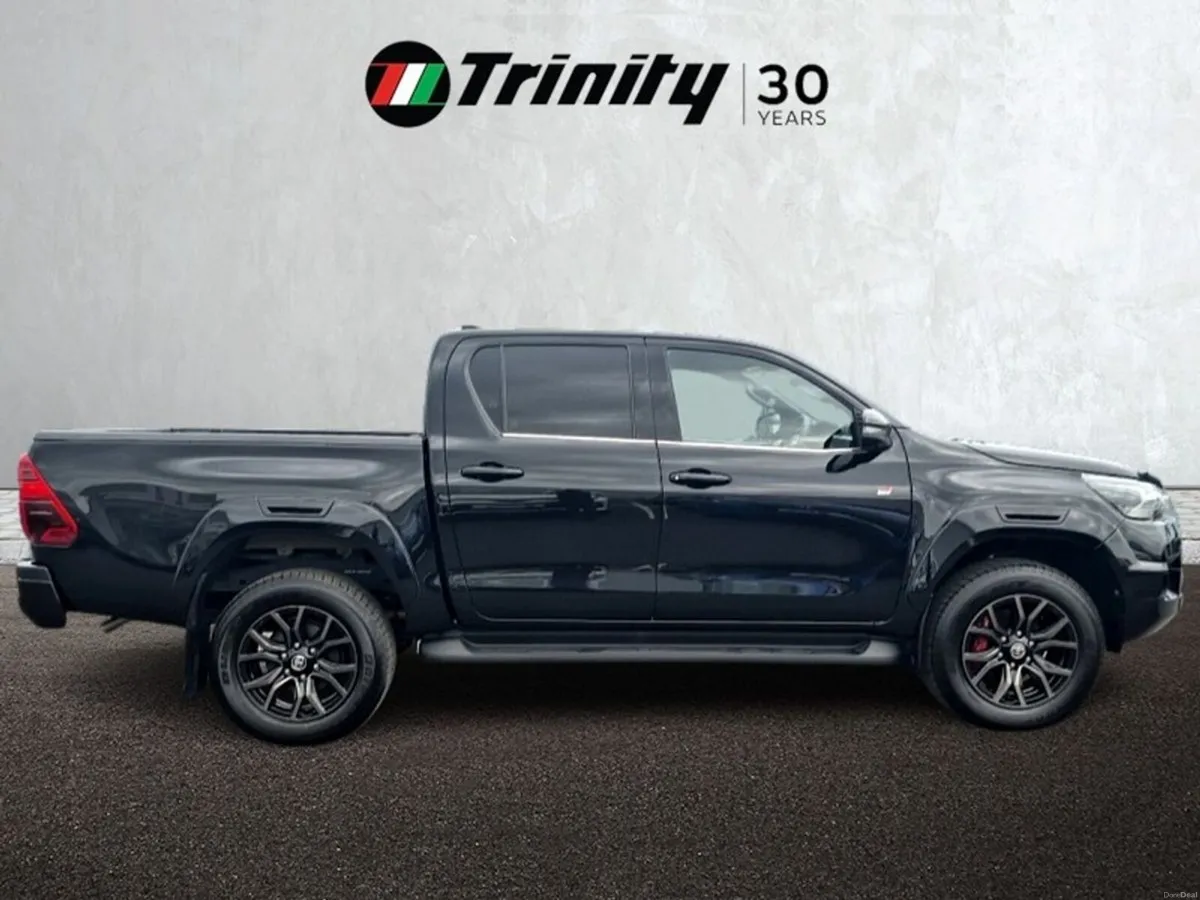 Toyota Hilux ** GR SPORT ** STUNNING EXAMPLE ** HU - Image 5