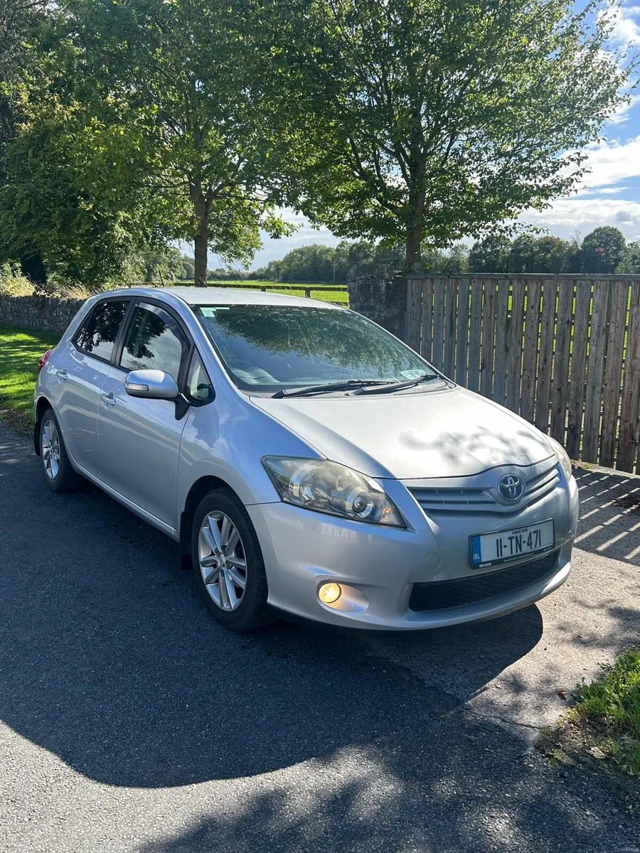 Toyota auris automatic - Image 1