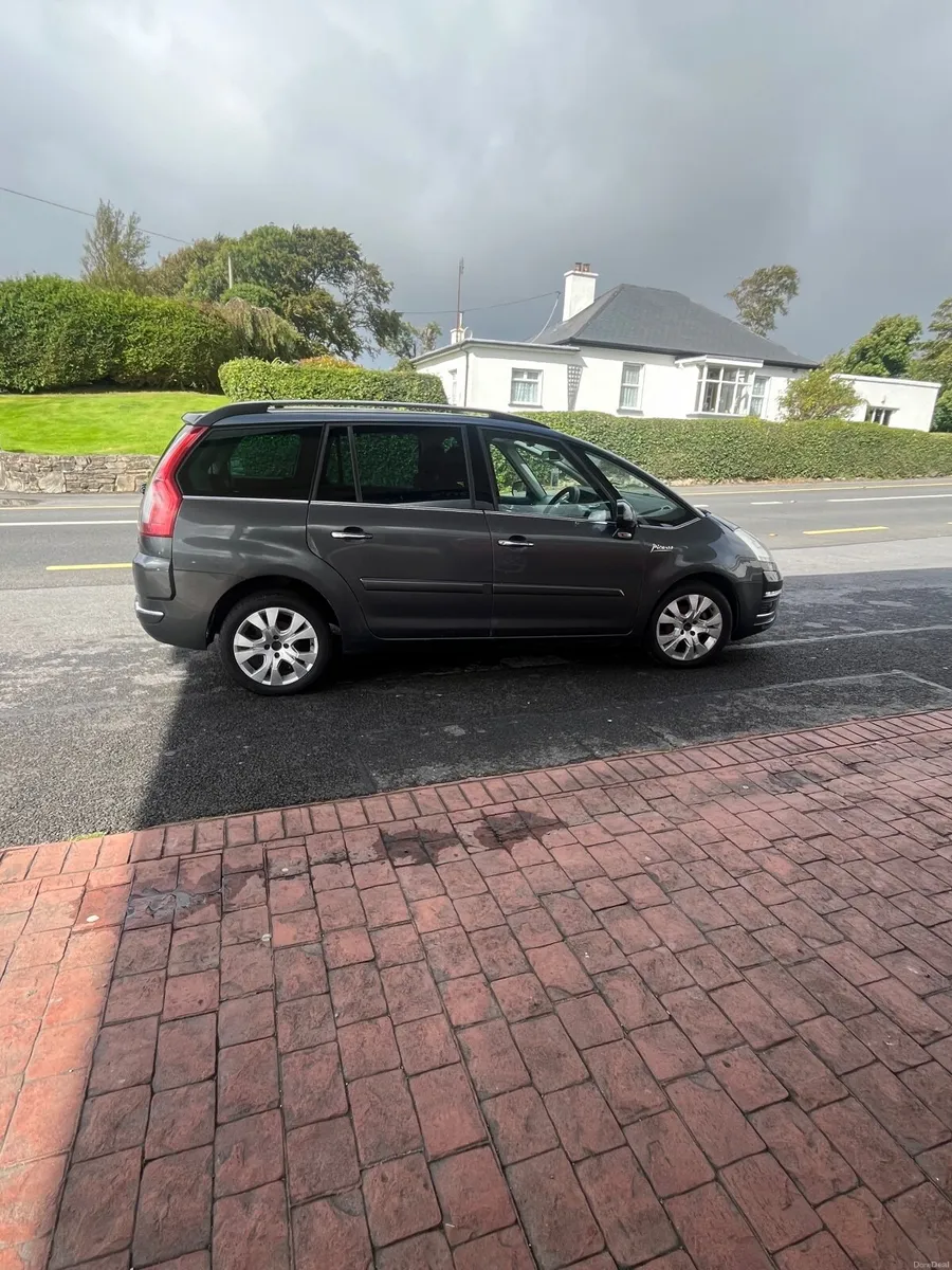 Citroen C4 Picasso 2013 - Image 1