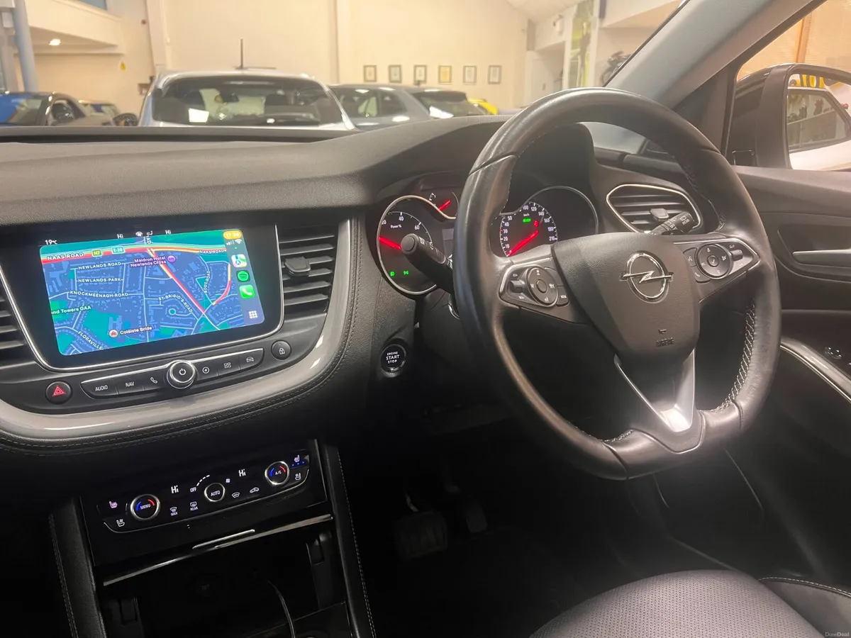 Top Spec ELITE PHEV Hybrid Auto Twin Tone 225 BHP - Image 2