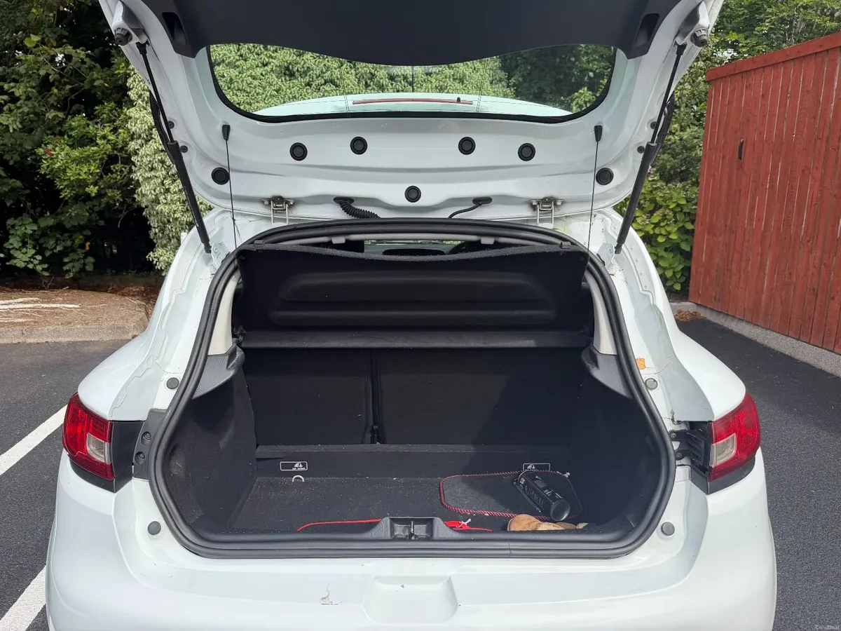2013 Renault Clio 0.9L Petrol – Recently NCT’d - Image 6
