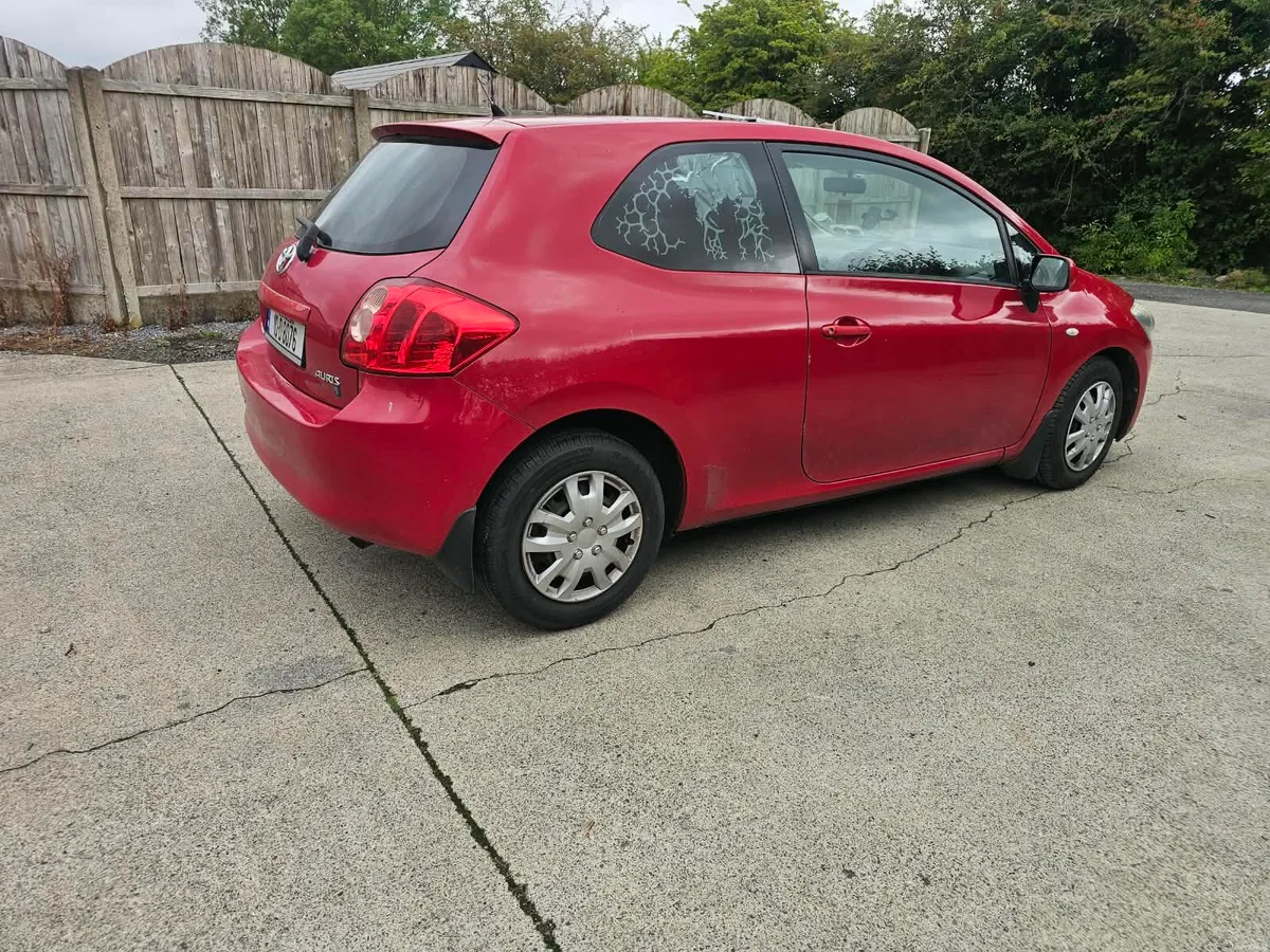 2010 Toyota Auris - Image 5