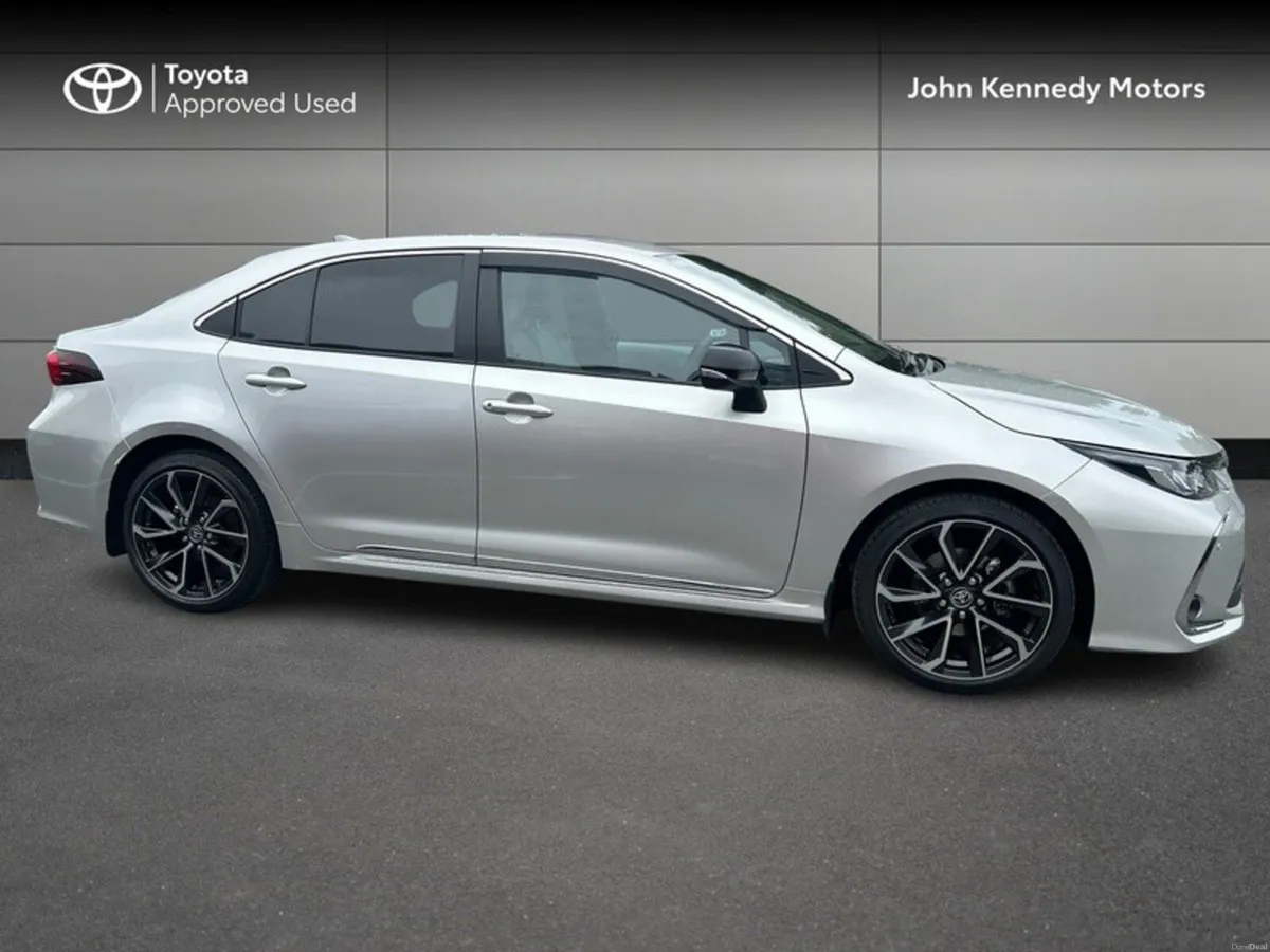 Toyota Corolla SOL SALOON - Image 3