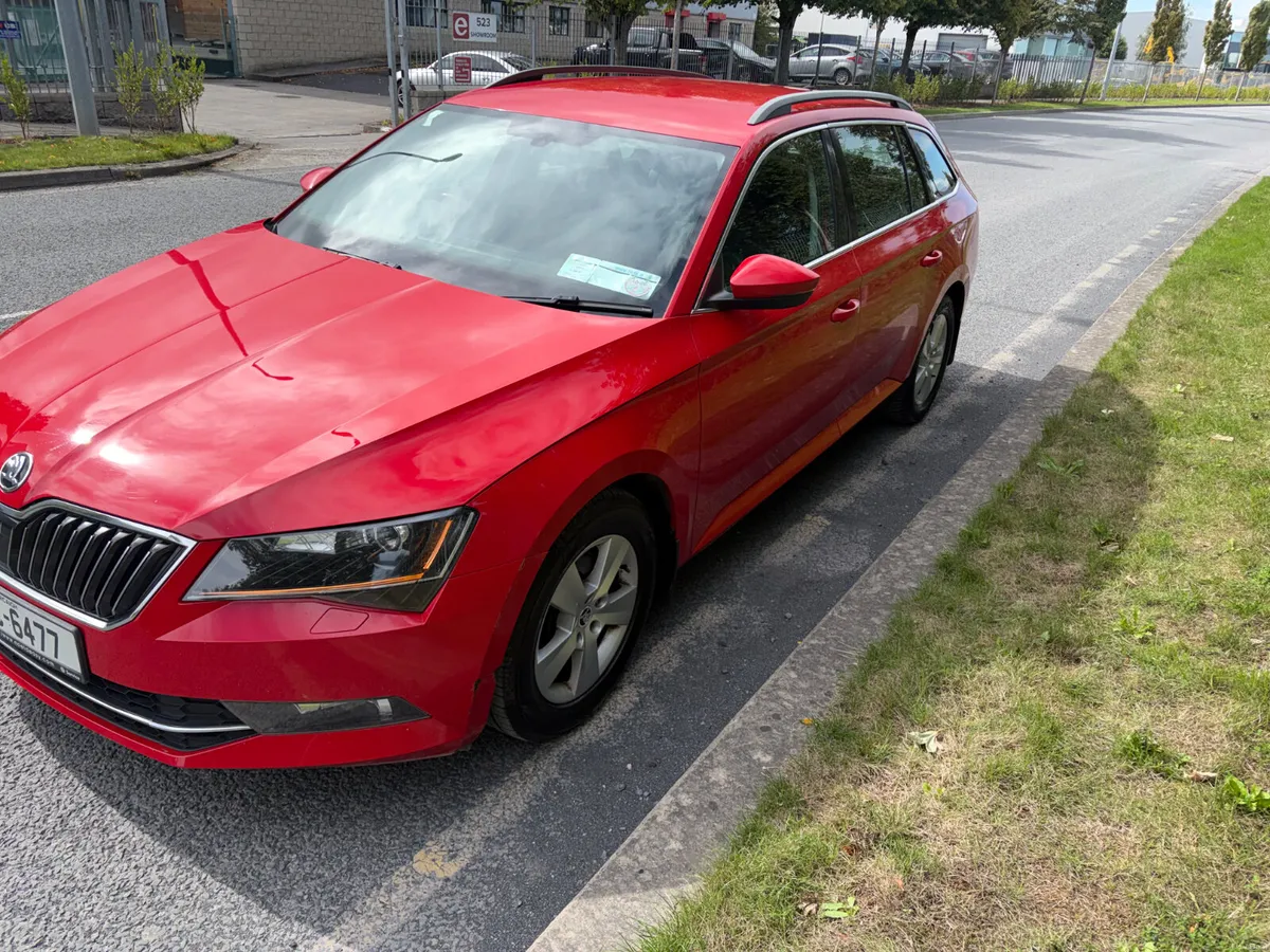 Skoda Superb 2016 ESTATE - Image 3