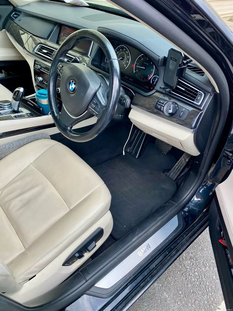 BMW 730D - Image 5