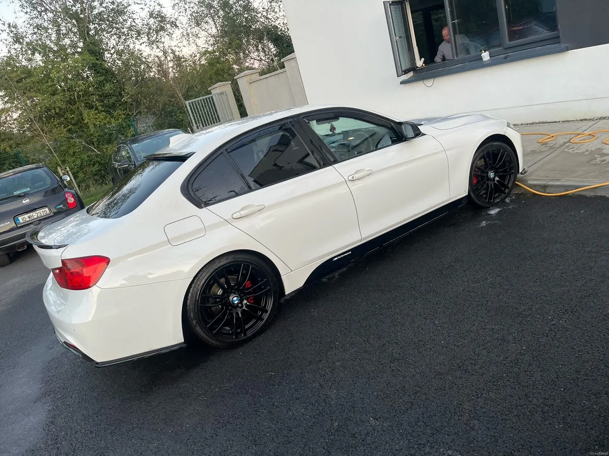 BMW f30 - Image 1