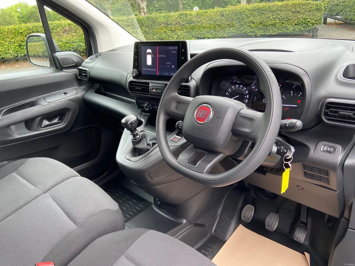 2024 Fiat Doblo - Image 5