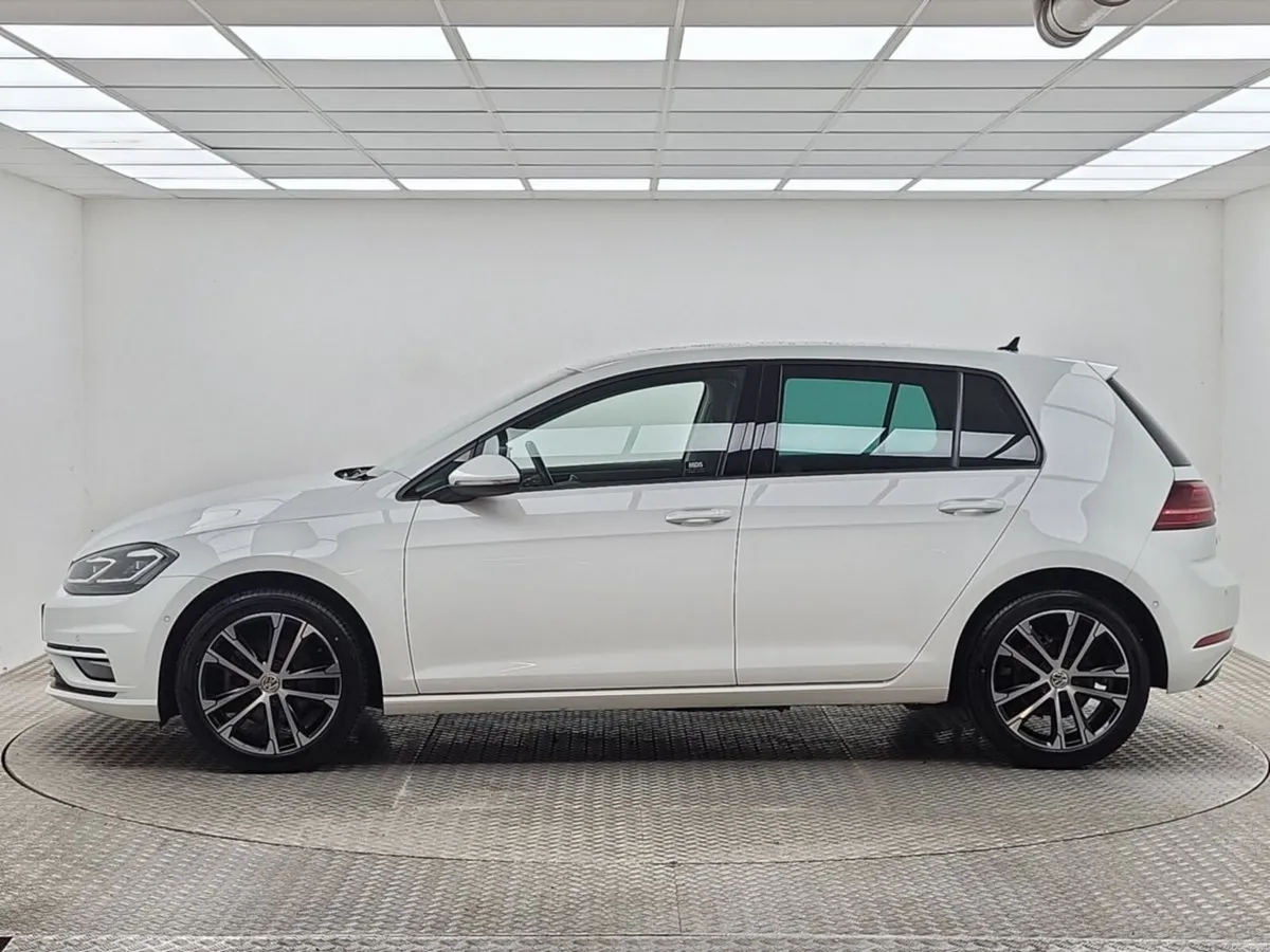 Volkswagen Golf 1.2 TFSI AUTO Highline - Image 5