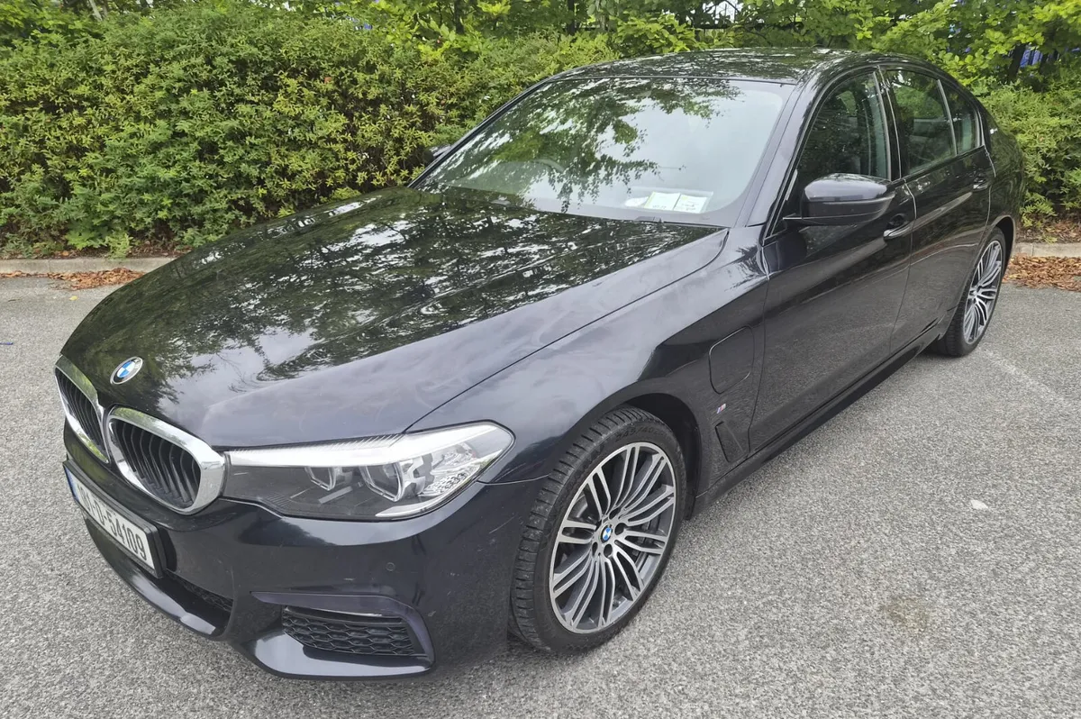 BMW 5-Series M-sport / Petrol/plug-in - Image 4