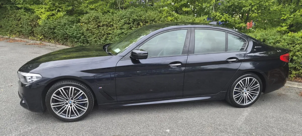BMW 5-Series M-sport / Petrol/plug-in - Image 5